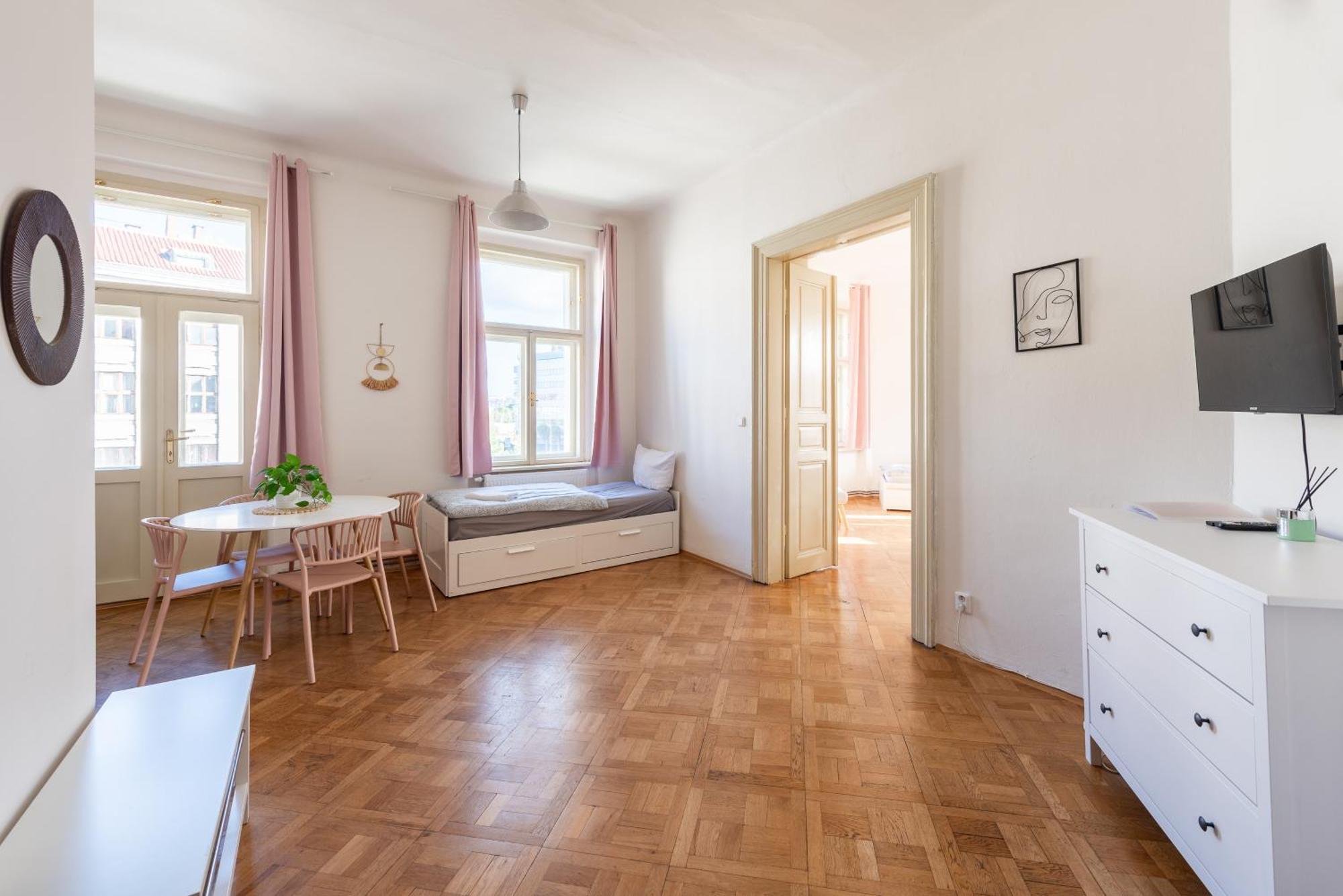 Tesnov Residence Apartments Prága Kültér fotó